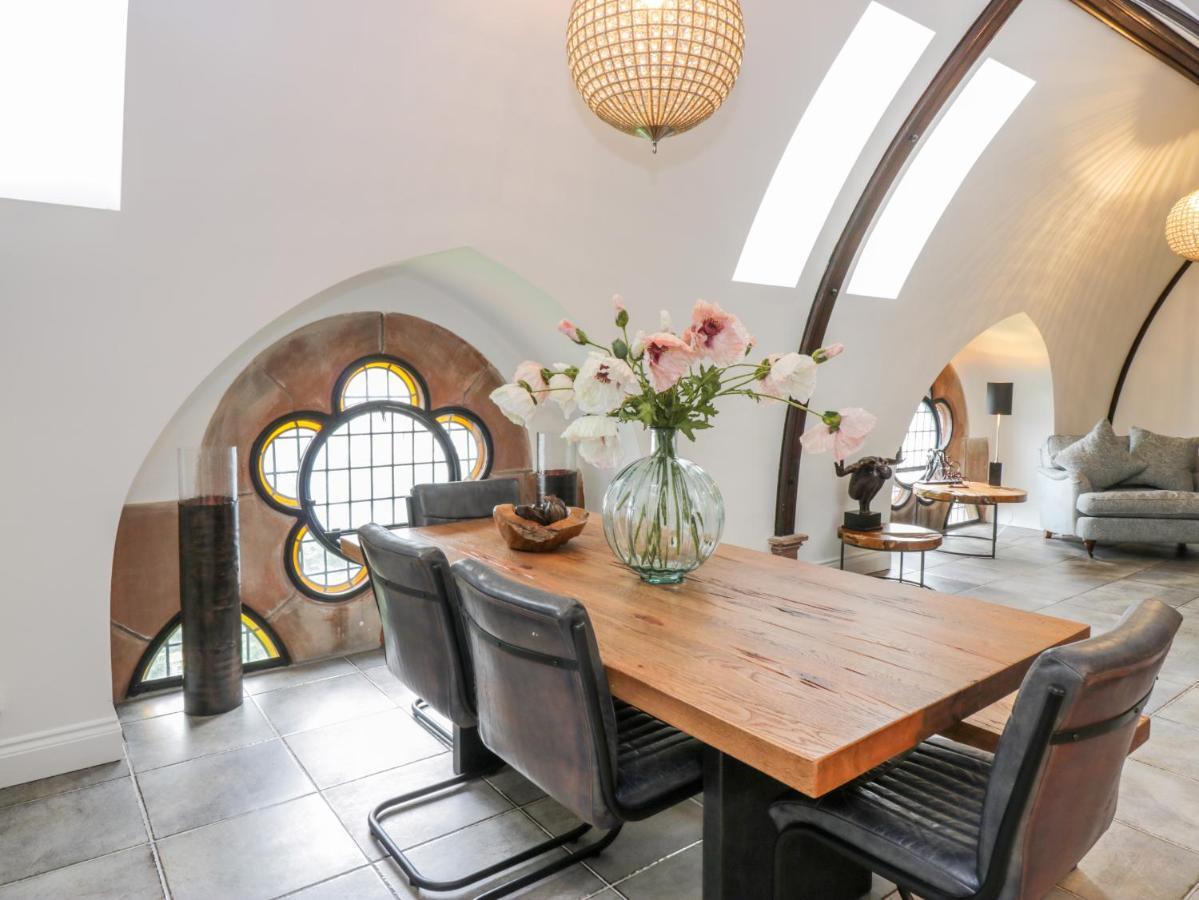 Penthouse St Mary'S Church Moffat Ngoại thất bức ảnh